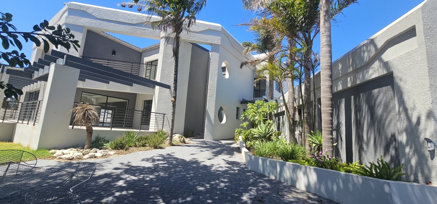 5 Bedroom Property for Sale in Myburgh Park Western Cape